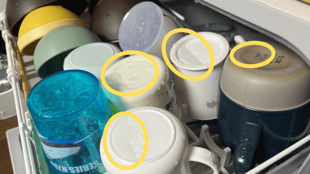 食洗機の水溜り